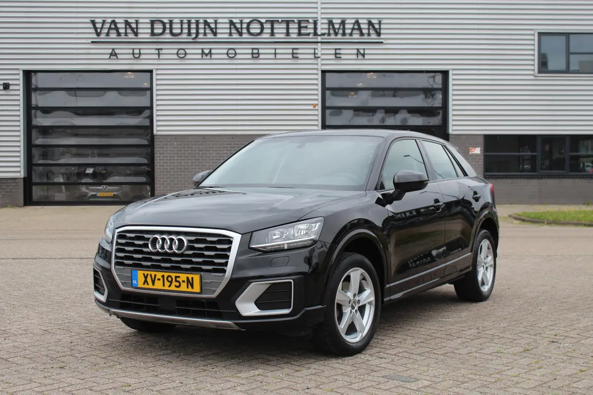 Audi Q2 30 TFSI Sport Pro Line: foto 1