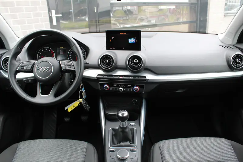 Audi Q2 30 TFSI Sport Pro Line 2019 leasen bij DreamLease: foto 2