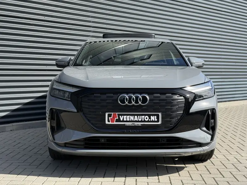 Audi Q4 Sportback e-tron 35 S-LINE SoH94% 2022 leasen bij DreamLease: foto 2