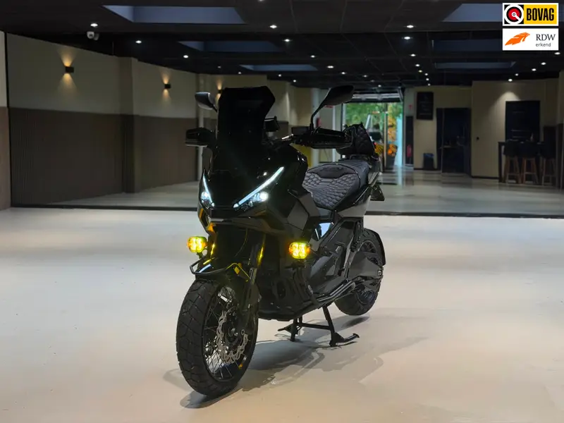 Honda X-ADV 750 NC |Akrapovic|Apple carplay|ABS|Cruise|Led|Fabrieksgarantie 2026 leasen bij DreamLease: foto 1