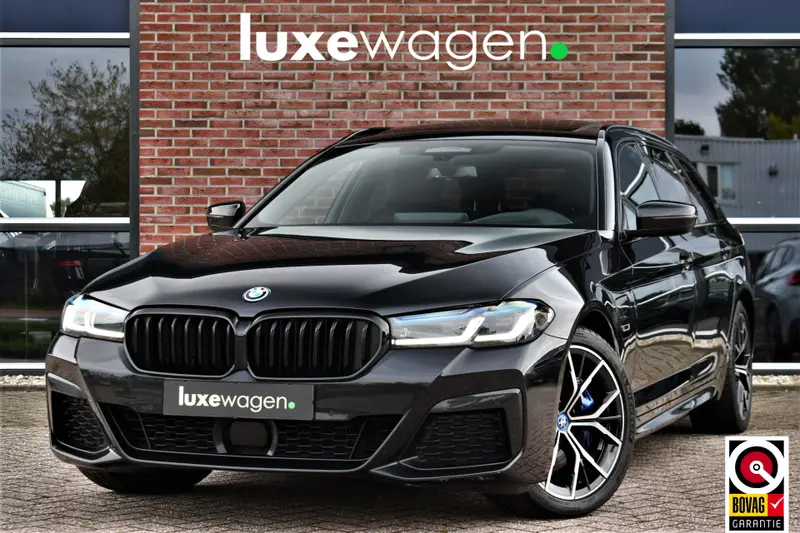BMW 5 Serie Touring 530e xDrive M-Sport Pro 2022 leasen bij DreamLease: foto 1