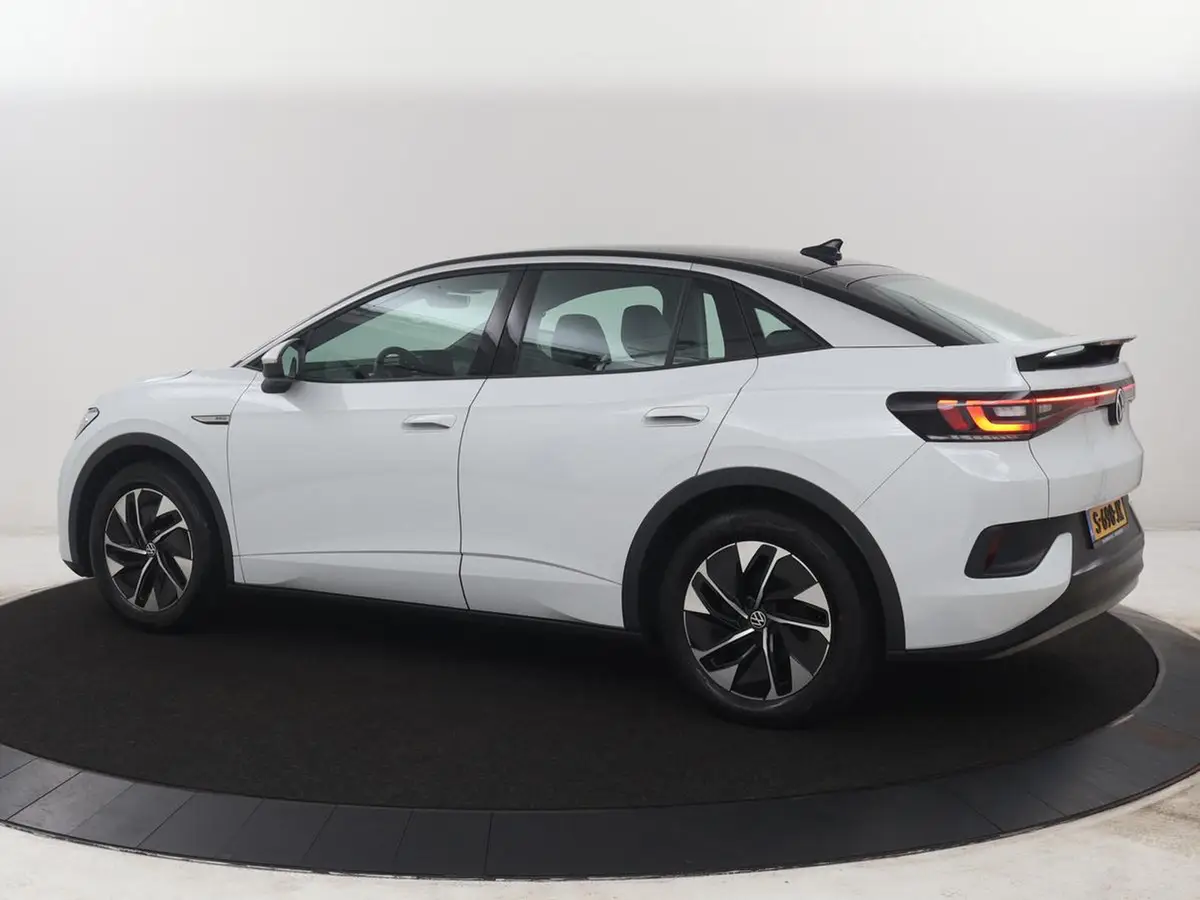 Volkswagen ID.5 Pro 77 kWh: foto 2