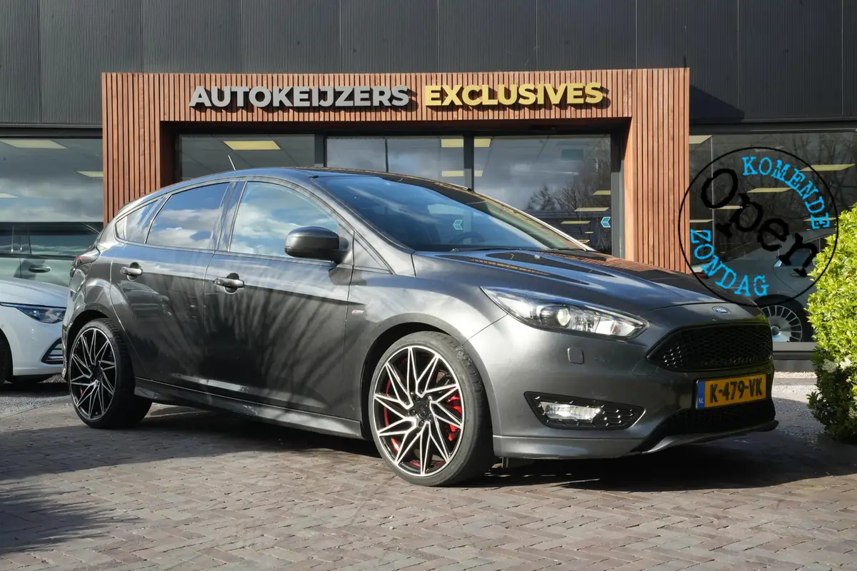 Ford Focus 1.5 ST-Line 182: foto 1