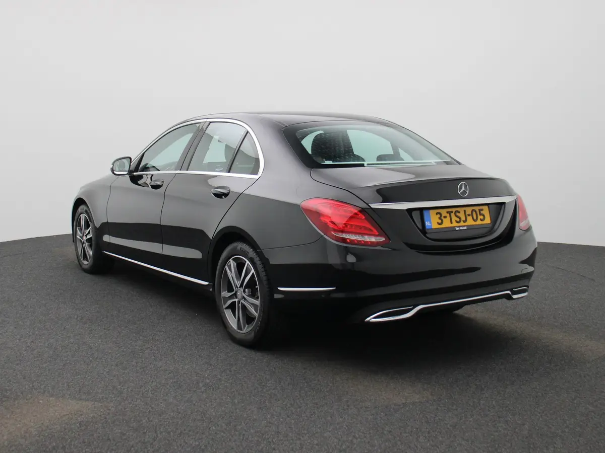 Mercedes-Benz C-Klasse 180 Edition: foto 2