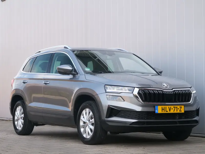 Škoda Karoq 1.5 TSI ACT Business Edition 150 Pk Automaat 2024 leasen bij DreamLease: foto 1