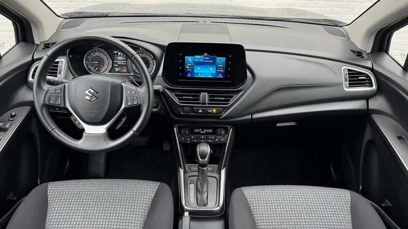 Suzuki S-Cross 1.5 Hybrid Select Automaat Led verlichting Adaptieve cruise Camera Navigatie Carplay 2024 leasen bij DreamLease: foto 2