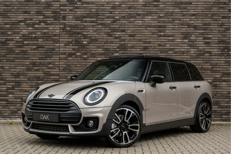 MINI Clubman 1.5 Cooper Aut. | JCW-Trim | Navi | Panorama | Leder | Camera | 19"LM | Rooftop Grey 2022 leasen bij DreamLease: foto 2