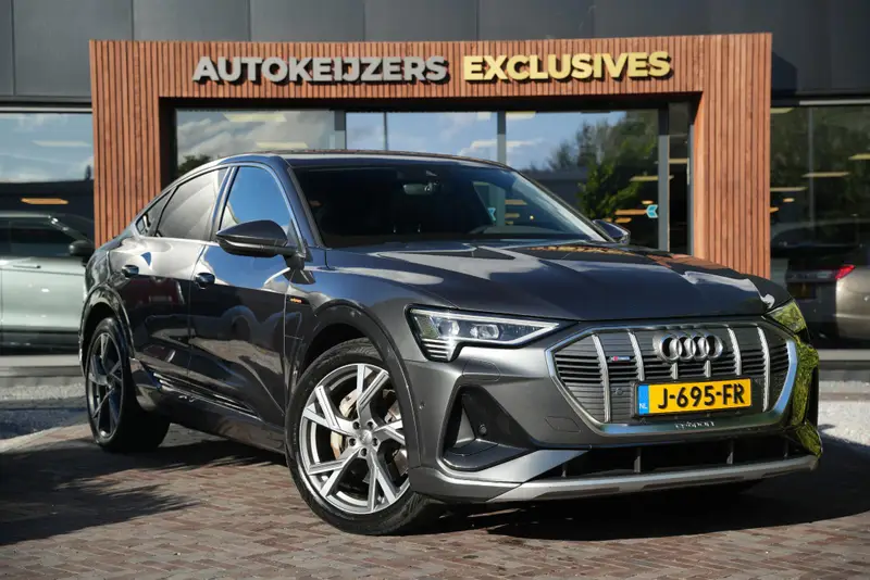 Audi e-tron Sportback 50 quattro S edition 71 kWh 2020 leasen bij DreamLease: foto 1