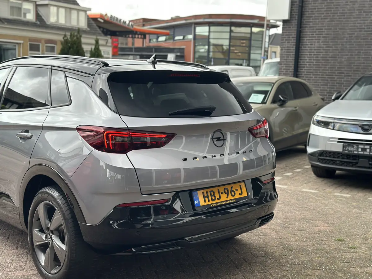 Opel Grandland 1.2 Turbo Ultimate: foto 42
