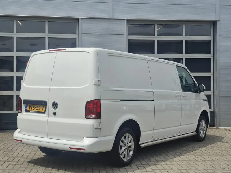 Volkswagen Transporter 2.0 TDI L2H1 Highline 2023 leasen bij DreamLease: foto 2