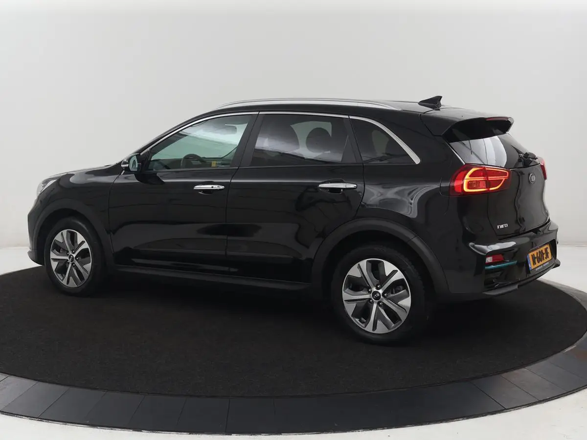 Kia e-Niro DynamicPlusLine 64 kWh | SOH 95.2% | Panoramadak | Half Leder | Adaptive: foto 2