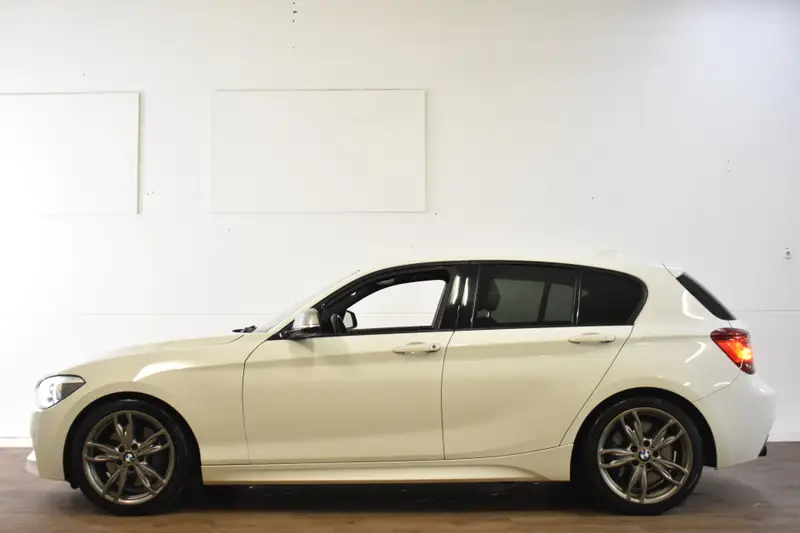 BMW 1 Serie M135IA 320PK AUT. X-DRIVE M-SPORT 2013 leasen bij DreamLease: foto 2