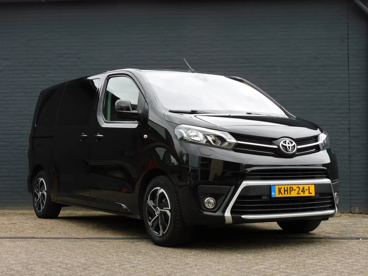 Toyota ProAce VERSO MEDIUM 1.5D: foto 2