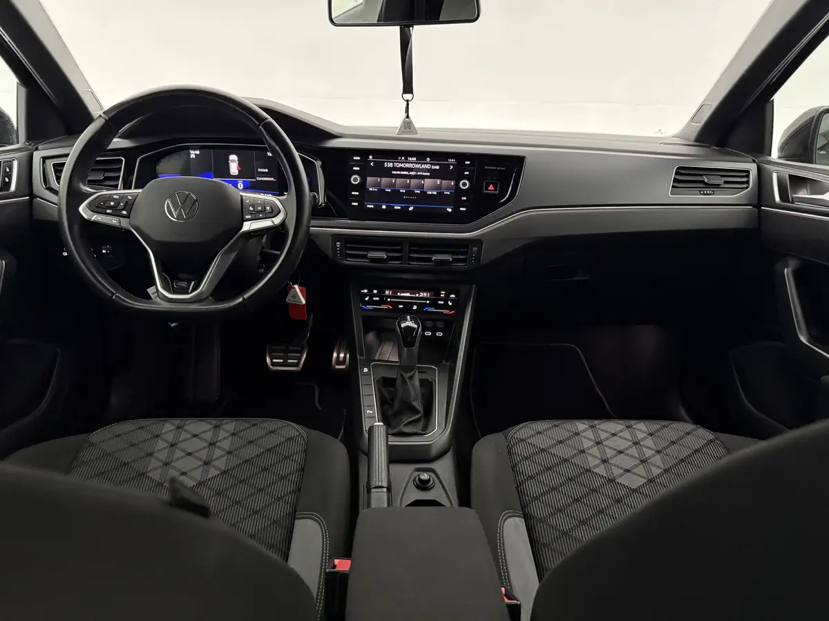 Volkswagen Polo 1.0 TSI R-Line: foto 2