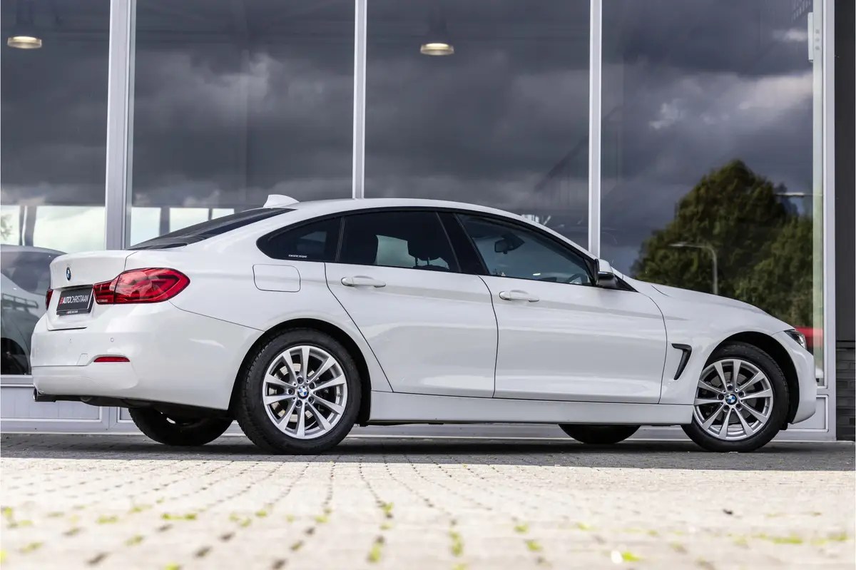 BMW 4 Serie Gran Coupé 418i High Executive: foto 2
