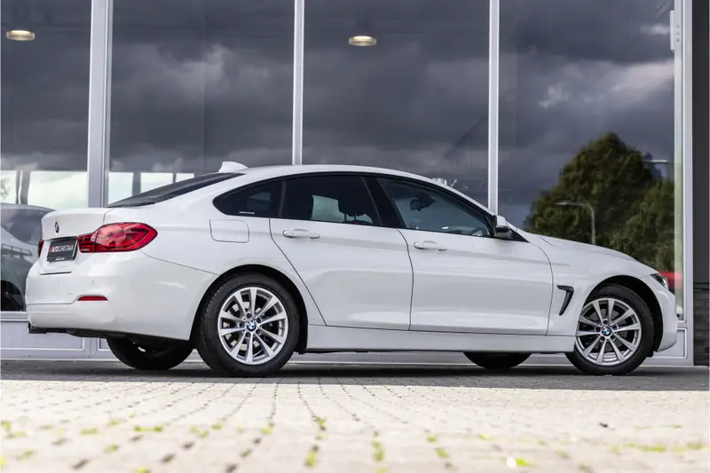 BMW 4 Serie Gran Coupé 418i High Executive 2018 leasen bij DreamLease: foto 2