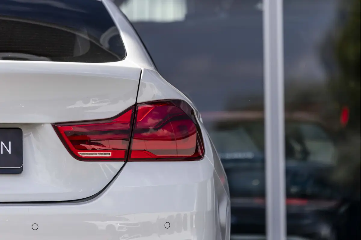 BMW 4 Serie Gran Coupé 418i High Executive: foto 38