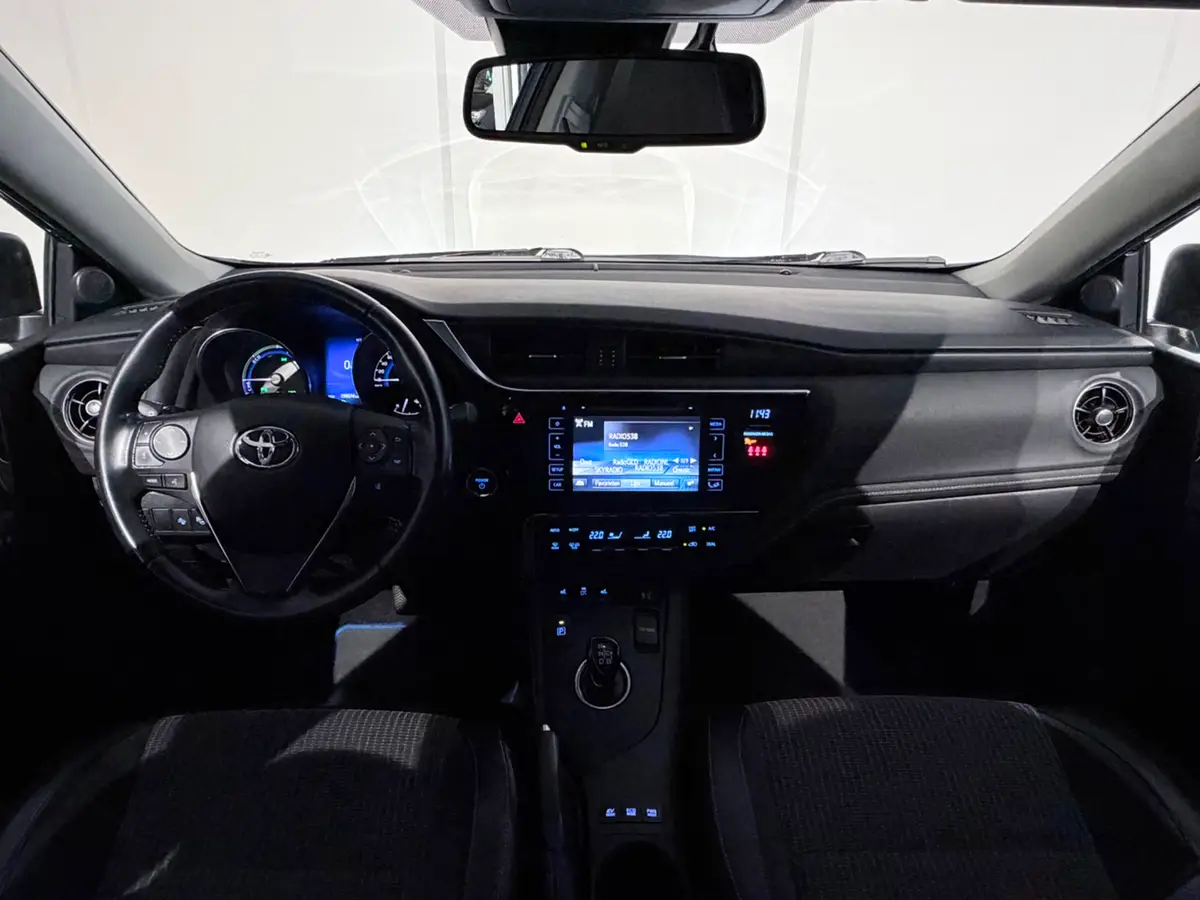 Toyota Auris 1.8 Hybrid Black Edition /Clima/Cruise/PANO/LED/Keyless/BOTS/LaneAss/Camera/LMV: foto 2