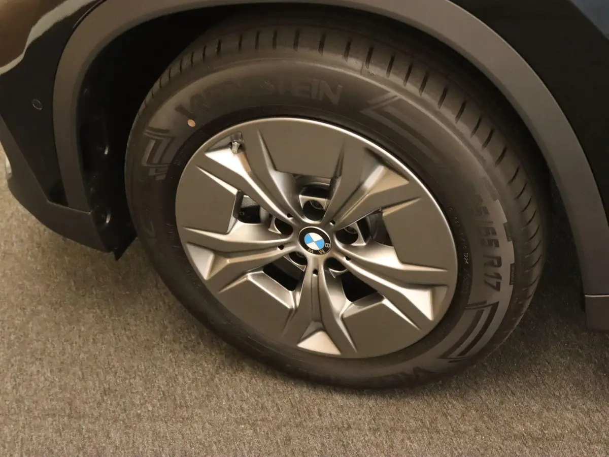 BMW iX1 xDrive30 67 kWh M Sport Edition: foto 2
