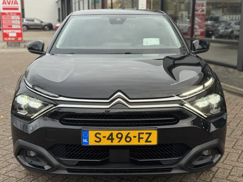 Citroën ë-C4 Shine 50 kWh Trekhaak|Leder|Full options|Black Edition 2023 leasen bij DreamLease: foto 2