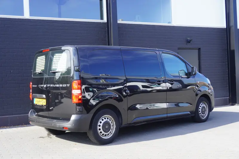 Peugeot Expert 2.0 BlueHDi 145PK L2 Automaat EURO 6 2024 leasen bij DreamLease: foto 2