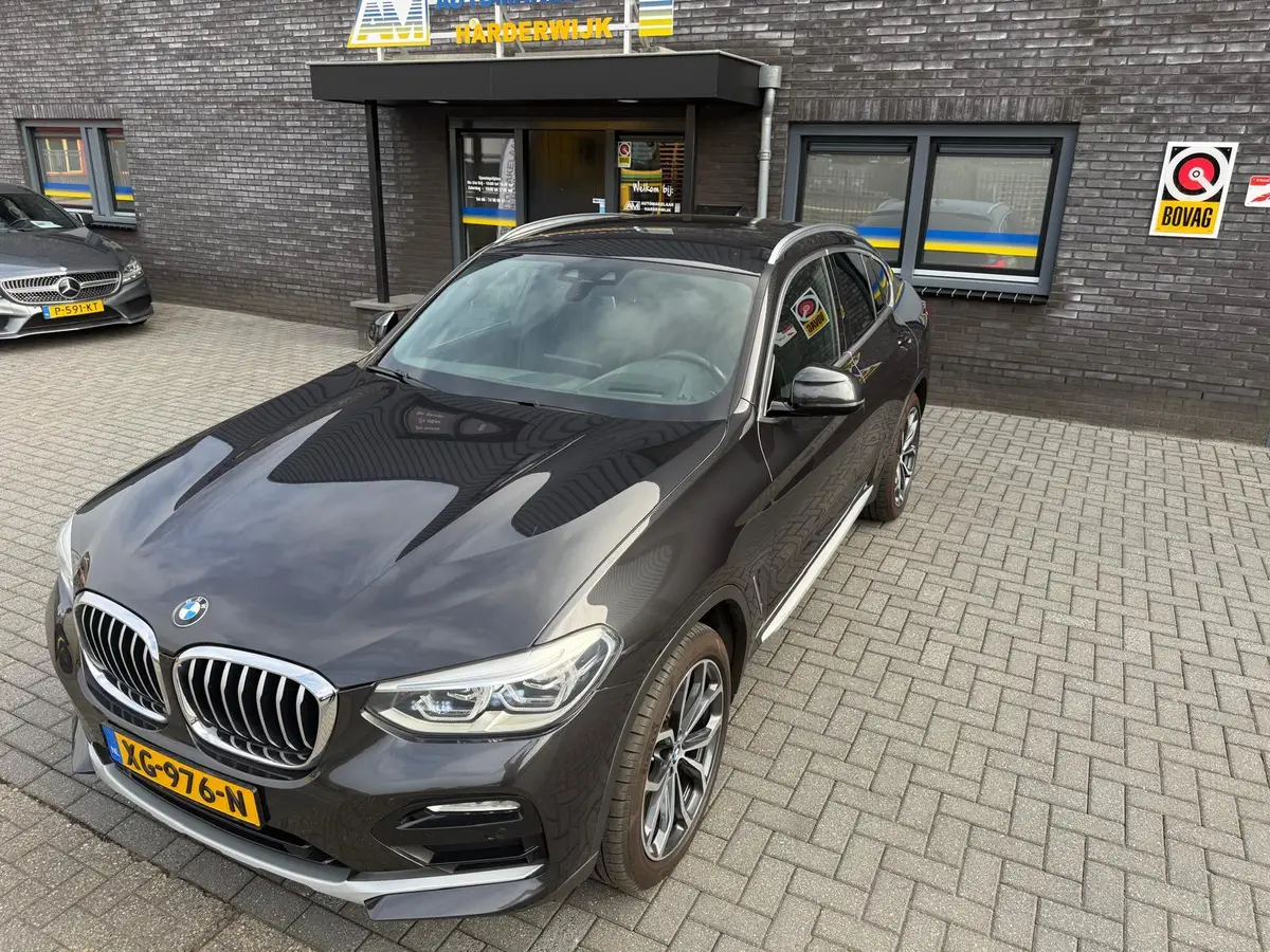 BMW X4 xDrive20i High Executive: foto 2