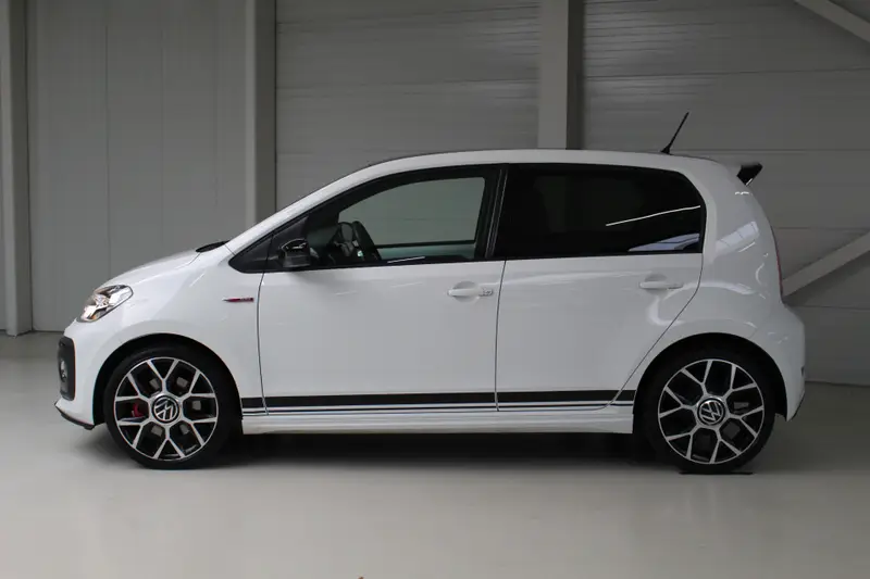 Volkswagen up! 1.0 TSI GTI 2020 leasen bij DreamLease: foto 2