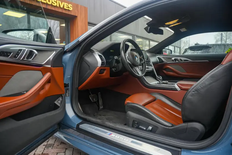 BMW 8 Serie M850i xDrive High Executive 2018 leasen bij DreamLease: foto 2