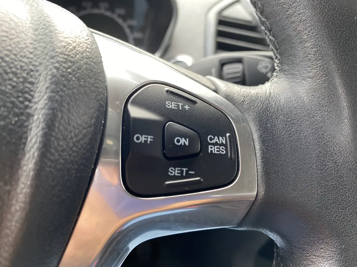Ford EcoSport 1.0 EcoBoost Titanium: foto 25
