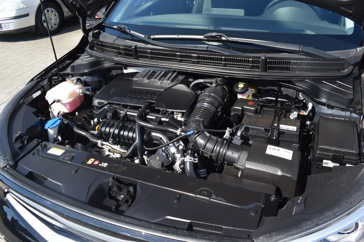 Kia Stonic 1.0 T-GDi MHEV DynamicLine: foto 30