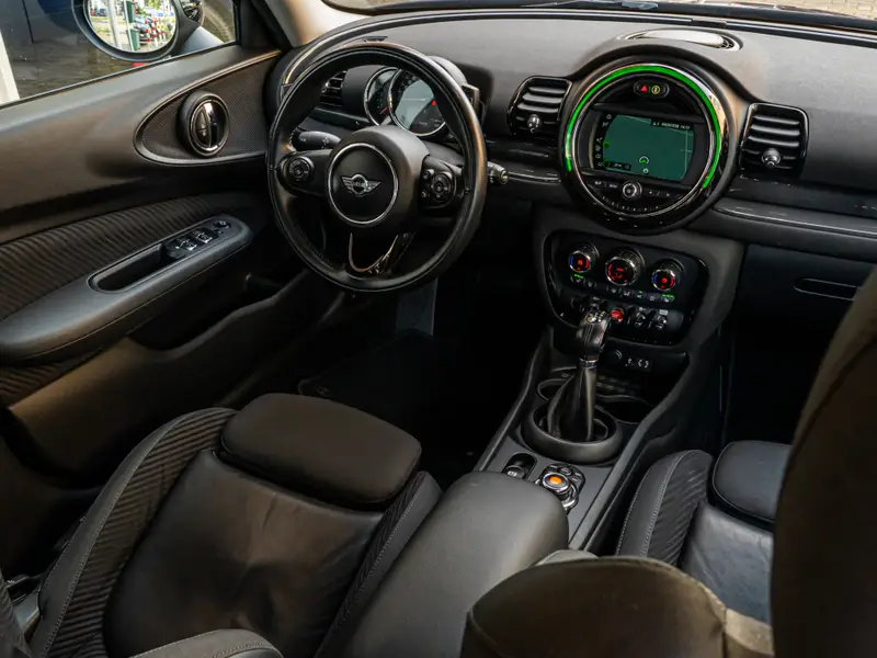 MINI Clubman 1.5 Cooper Chili Serious Business 2017 leasen bij DreamLease: foto 2