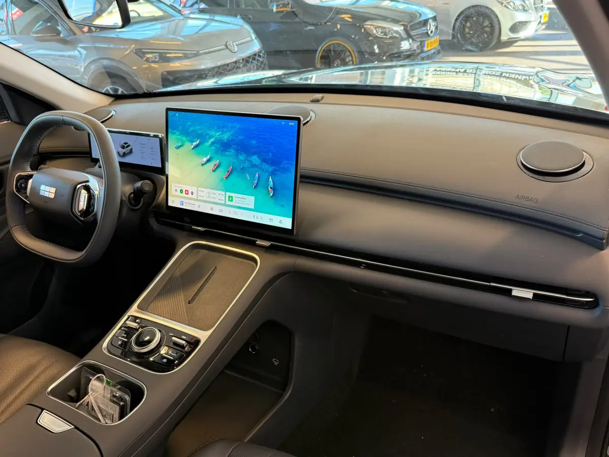 Geely Starray EM-i 1.5 PRO GLOEDNIEUW | 360 Camera | Plug-in Hybrid | 80KM Elektrisch | Adaptieve cruise control | Climate control | Stoelverwarming | Keyless | Elek. verstelbare stoelen: foto 2