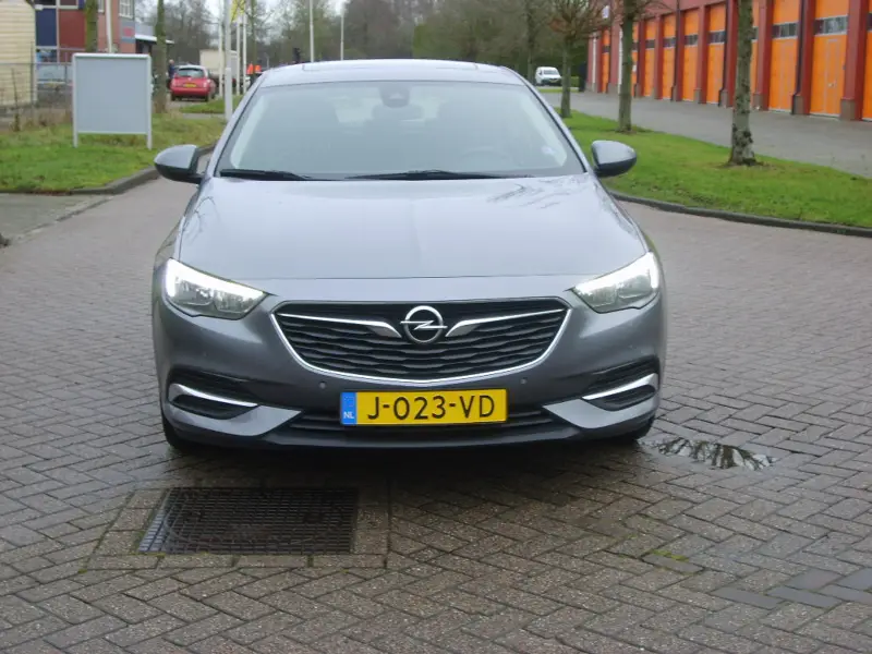 Opel Insignia Grand Sport 1.5 Turbo Business Executive Schuifdak 2020 leasen bij DreamLease: foto 2