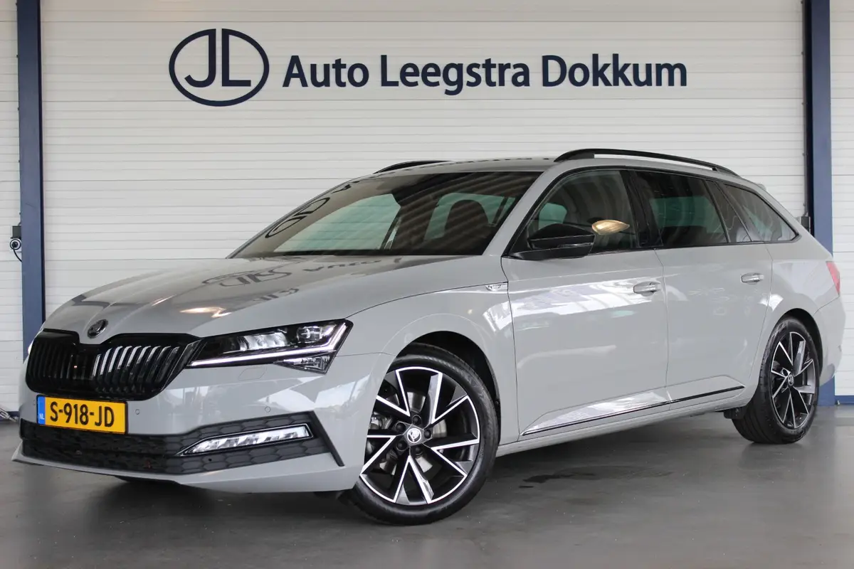 Škoda Superb Combi 1.5 TSI ACT Sportline Business: foto 1