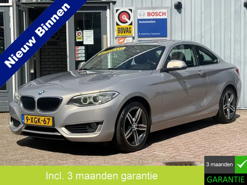 BMW 2 Serie Coupé 220i Executive 2014 leasen bij DreamLease: foto 1
