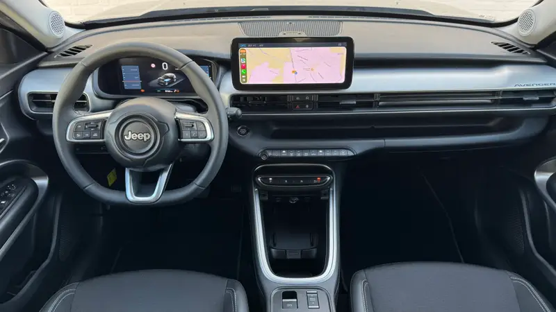 Jeep Avenger Summit 54 kWh SOH 96% Clima Camera Carplay Adaptive Cruise PDC voor en achter Half Leder 2025 leasen bij DreamLease: foto 2