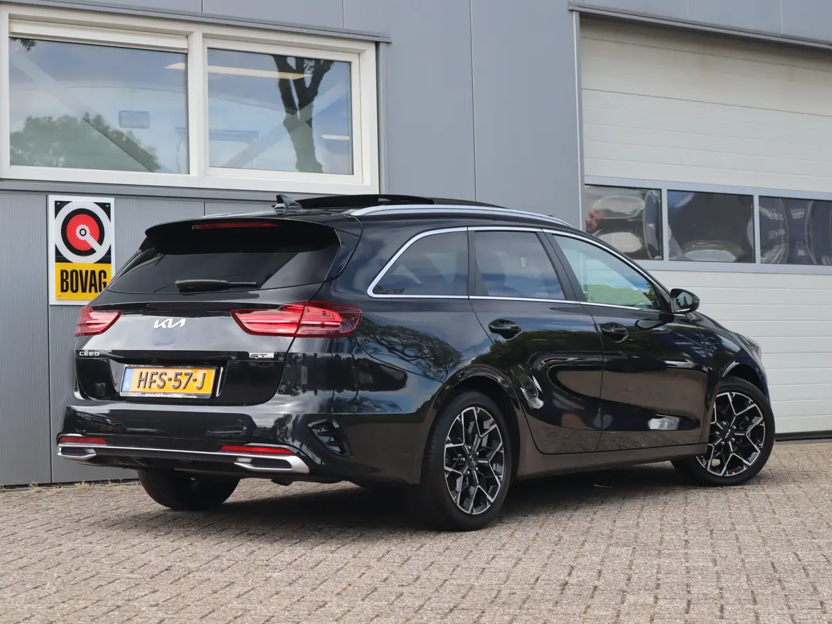 Kia Ceed Sportswagon 1.5 T-GDi GT-Line: foto 2