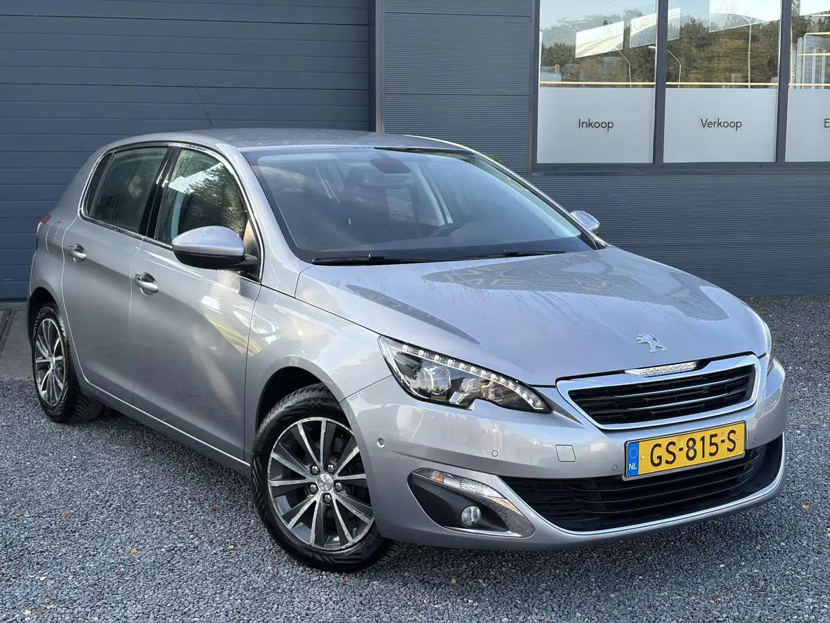 Peugeot 308 1.2 PureTech Allure: foto 2