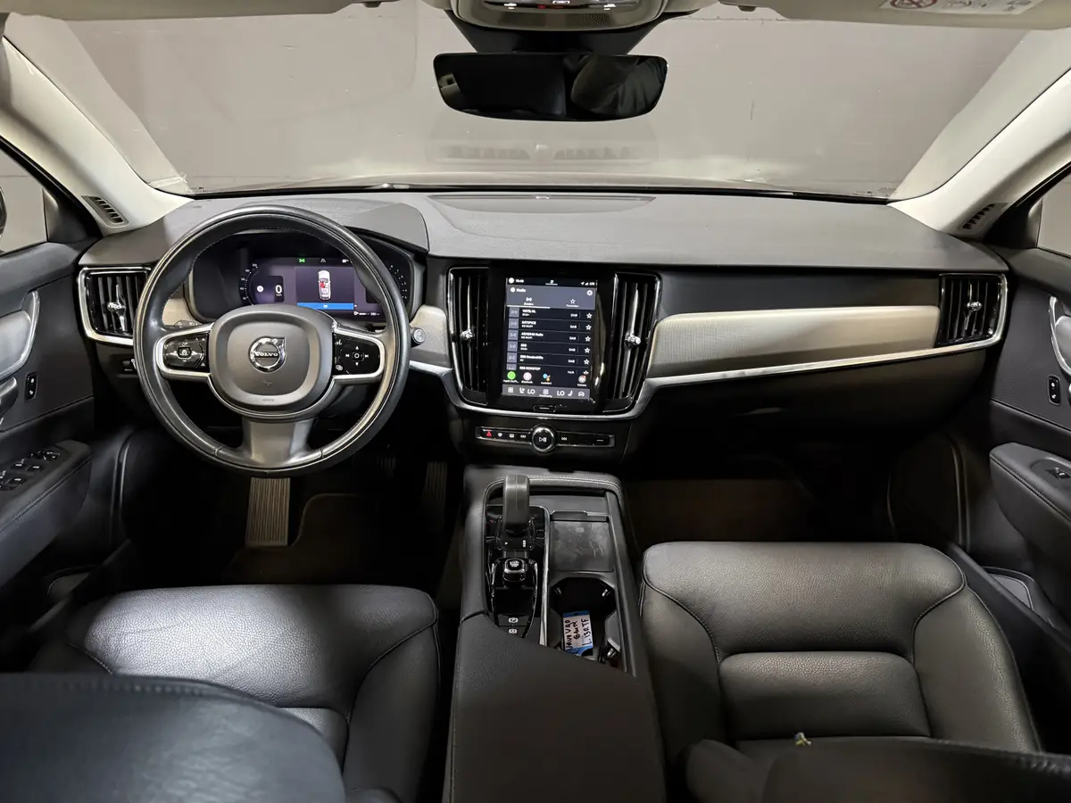 Volvo V90 2.0 B4 Momentum Business | Stoel/stuurverwarming | Camera | Trekhaak | Carplay: foto 2