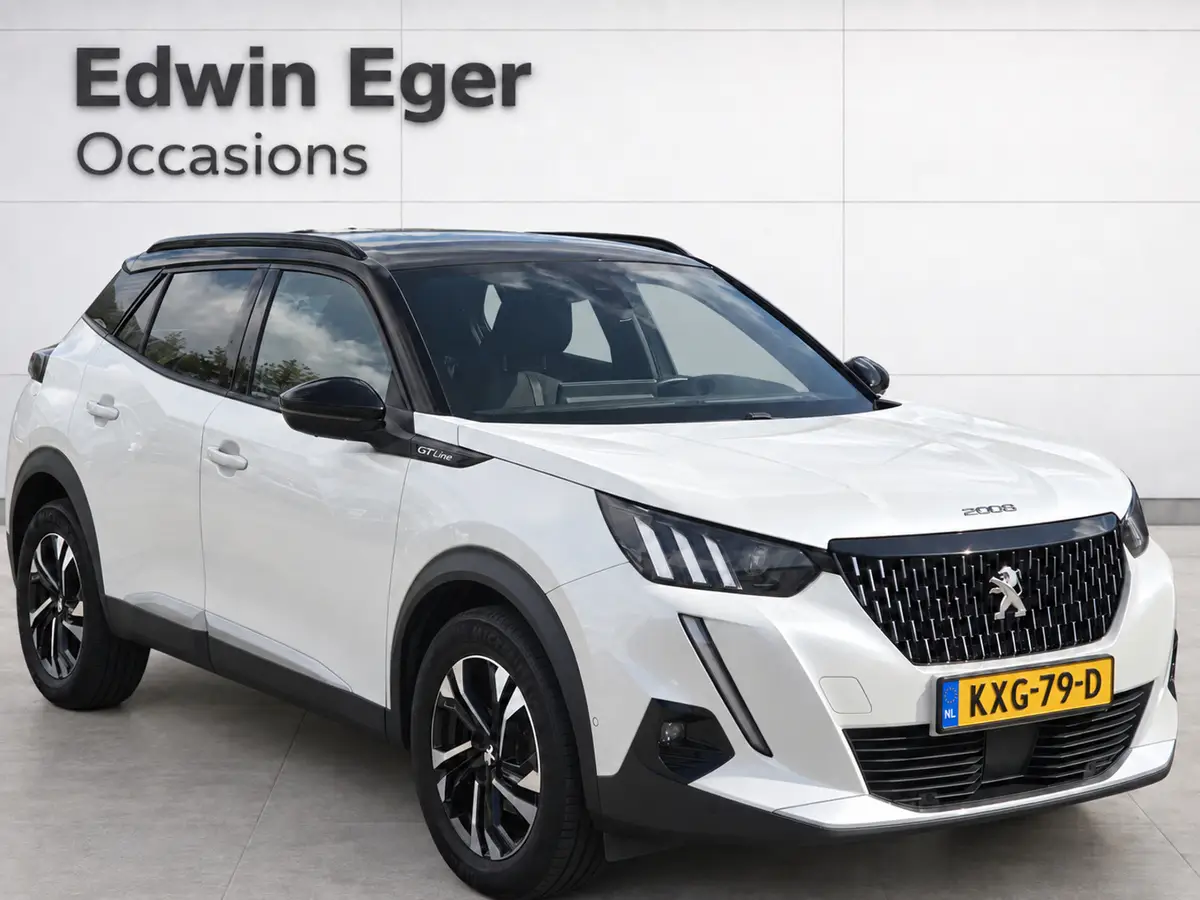 Peugeot 2008 1.2 PureTech GT-Line: foto 2
