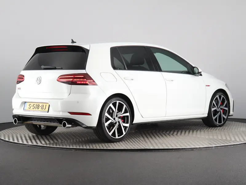 Volkswagen Golf 2.0 TSI GTI Performance 2019 leasen bij DreamLease: foto 2