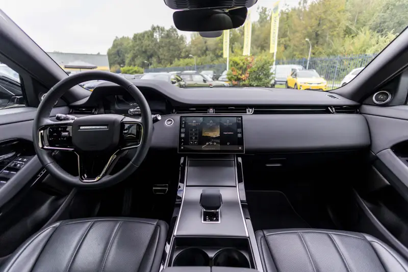 Land Rover Range Rover Evoque 1.5 P270e PHEV AWD Dynamic HSE 2024 leasen bij DreamLease: foto 2