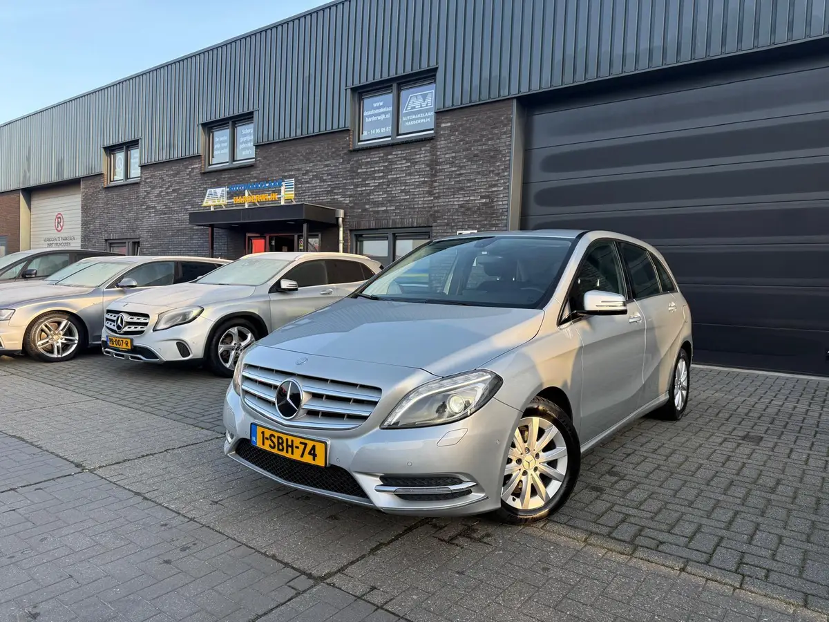 Mercedes-Benz B-Klasse 180 Ambition: foto 2