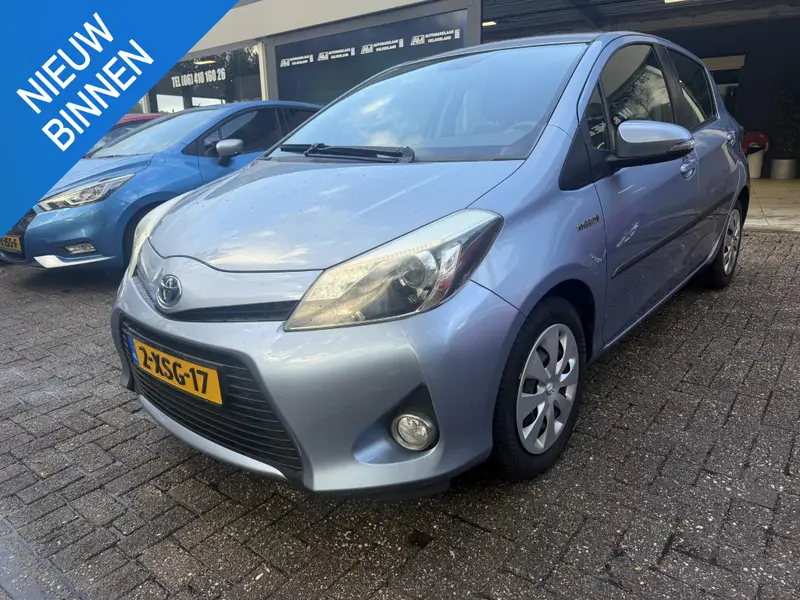 Toyota Yaris 1.5 Full Hybrid Aspiration 2013 leasen bij DreamLease: foto 1