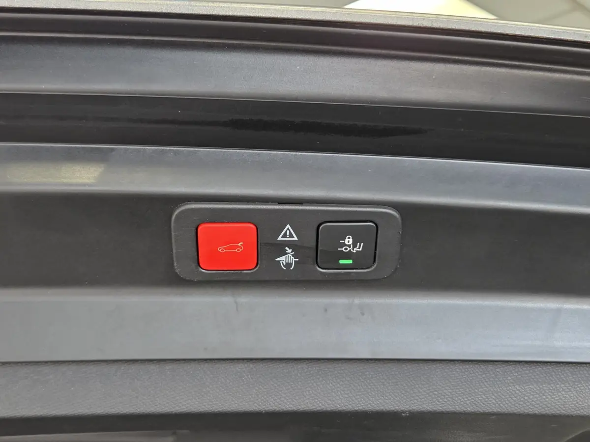 Peugeot 5008 1.2 PureTech Blue Lease Allure: foto 20