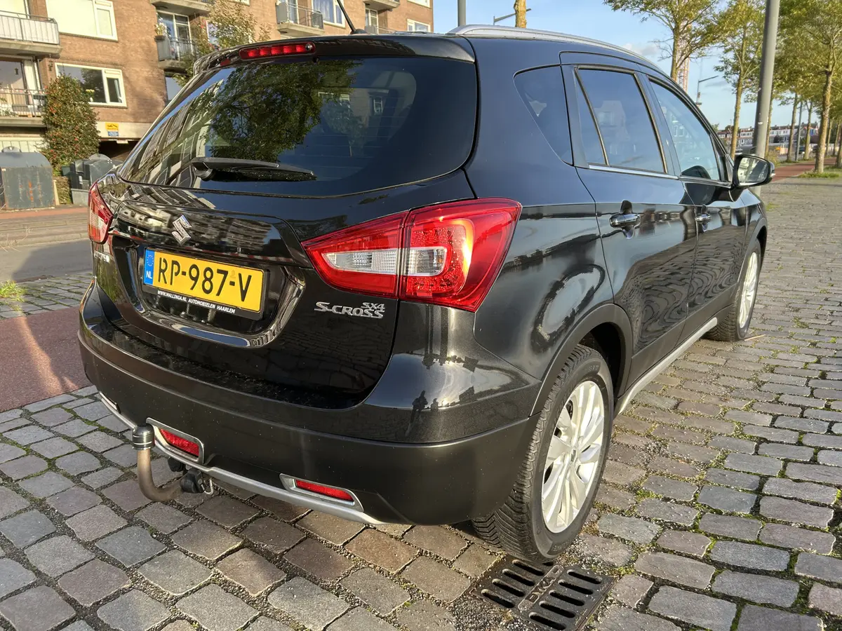 Suzuki S-Cross 1.0 Boosterjet Exclusive: foto 2