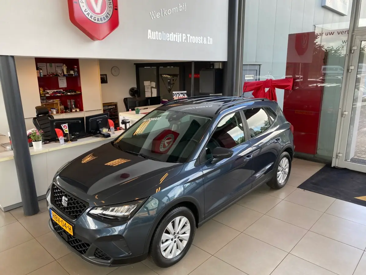 SEAT Arona 1.0 EcoTSI Style Automaat, Lage Kilometerstand,Apple Carplay Android/Auto,Virtual cockpit,Spraakbediening,Parkeersensoren,Lane assist,Airco,Cruisecontrol,Nieuwstaat: foto 2