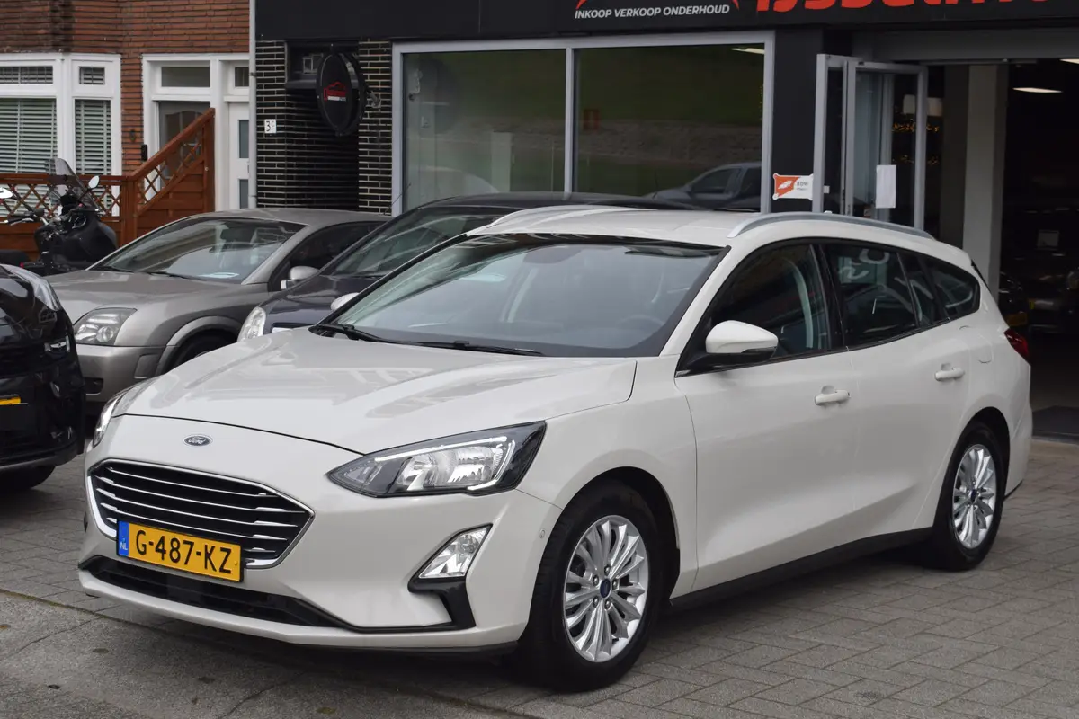 Ford Focus Wagon 1.0 EcoBoost Titanium: foto 2