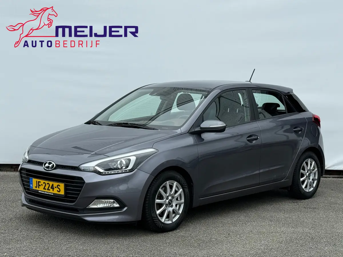 Hyundai i20 1.0 T-GDI Comfort Sportvelgen | AllSeason | Navigatie | Parkeersensoren | Bluetooth | Camera | Trekhaak !!: foto 1