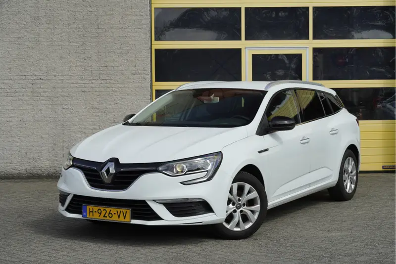 Renault Mégane Estate 1.3 TCe Limited BJ2020 Lmv 16" | Led | Navi | Pdc | Keyless entry | Climate control | Cruise control | Extra getint glas 2020 leasen bij DreamLease: foto 1